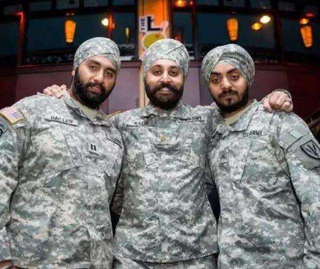 为啥印度士兵宁花30分钟裹头巾， 也不愿戴钢盔