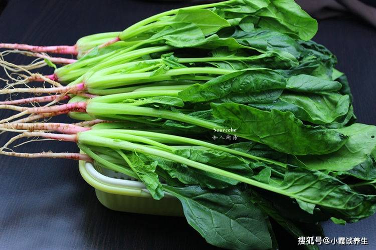 吃什么菜有助于皮肤变白 626ed6a1f5c14f89970159e4e0f0a3b1.jpeg