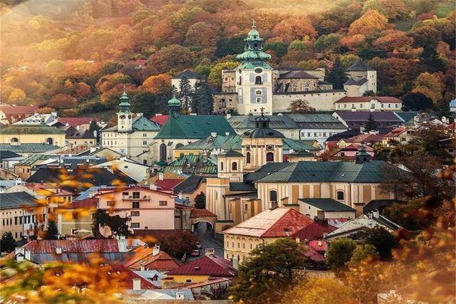 蓝色多瑙河是哪个时期的 5a38058c8d9947858c74b1b1ae46160e.jpeg