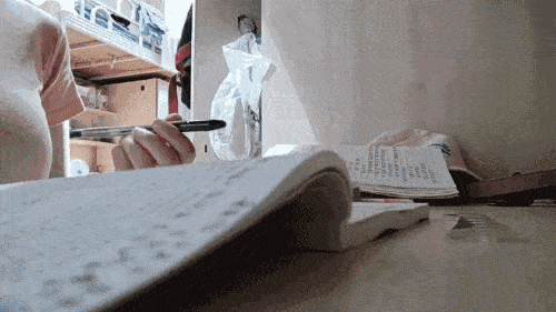 Arat|钻石口罩，可能是最没用的奢侈品