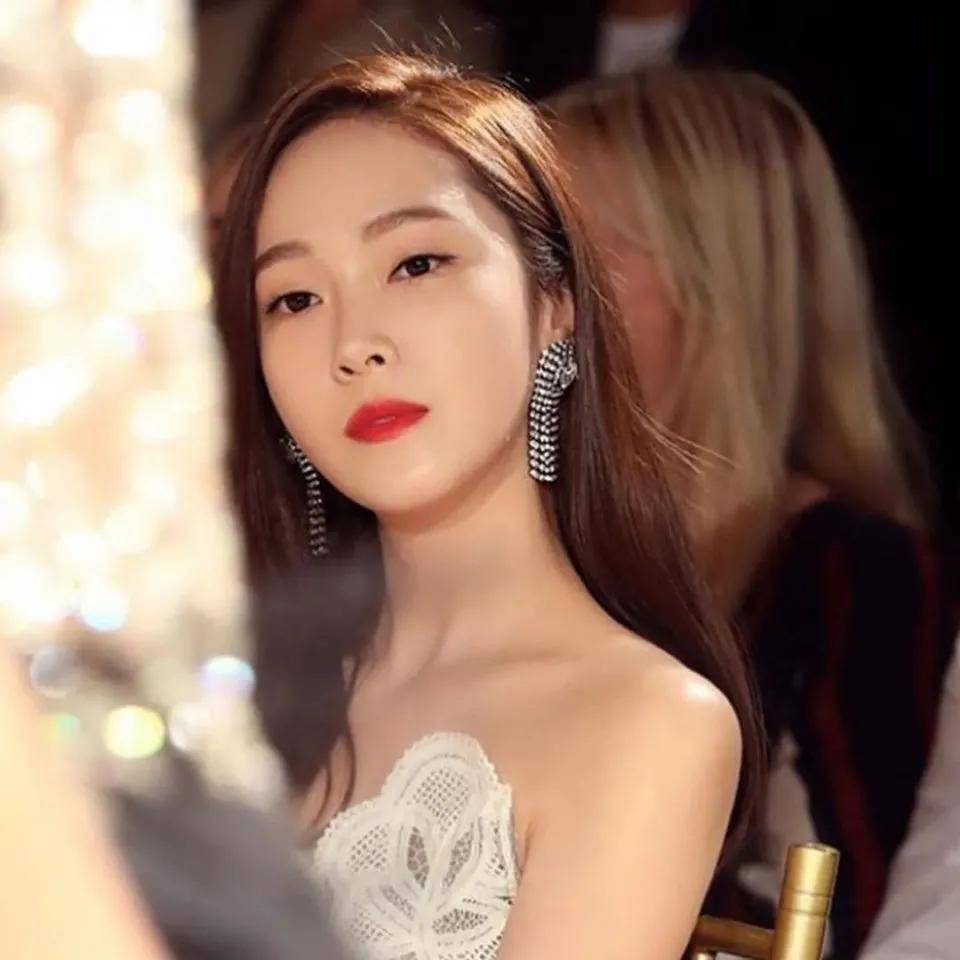 珍珠|宋慧乔、全智贤、孔孝真，韩国女神都有什么扮靓小心机？