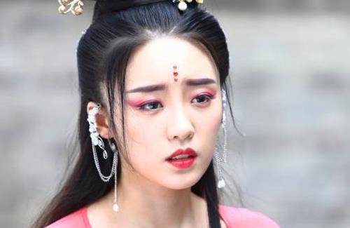 三十而已演员表张月 9839b231873241e8a84c2378a196aa29.jpeg