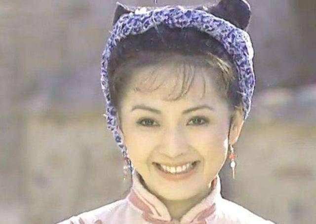 "香妃"刘丹:睡梦中被甩车外身亡,父兄相继逝世,母亲抑郁至今