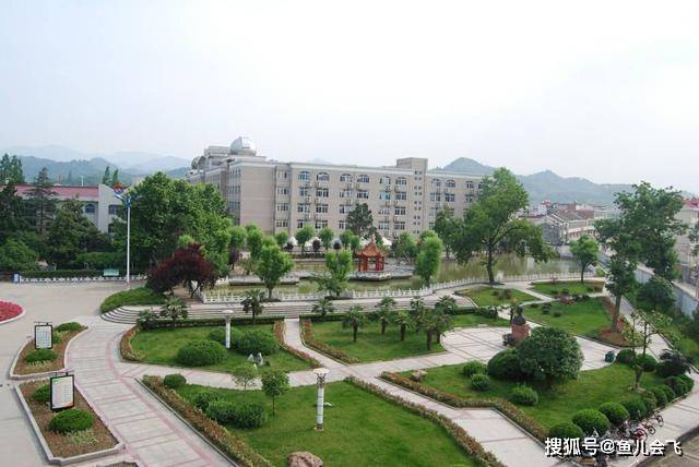 高考|一个亚洲高考工厂，衡水中学毛坦厂中学谁强一个清华优质生源地