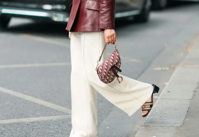 包袋|同样3万的预算，你是会买LV Dauphine还是Dior 30 Montaigne呢？