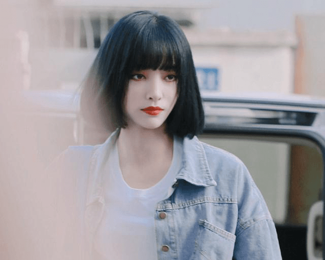 漫画|拥有漫画脸是什么体验？程潇好惊艳，杨超越被赞“会呼吸的芭比”