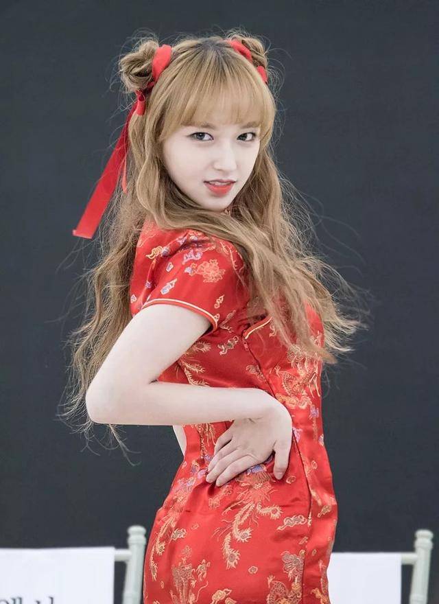 漫画|拥有漫画脸是什么体验？程潇好惊艳，杨超越被赞“会呼吸的芭比”