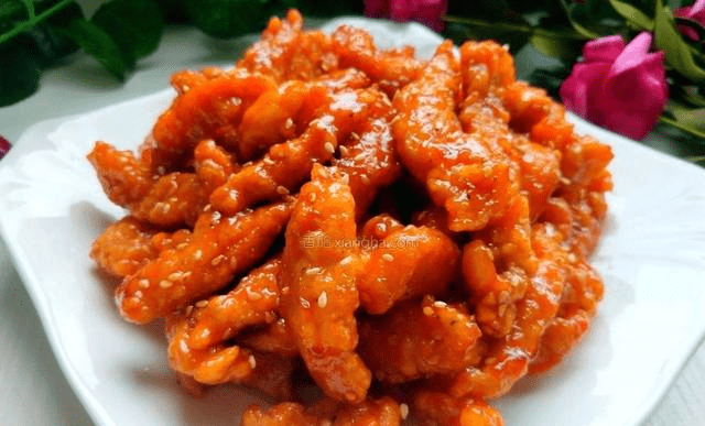 鸡胸肉最简单的做法营养又好吃 2d00c669928e4c1bb9a9283fd88e4461.png