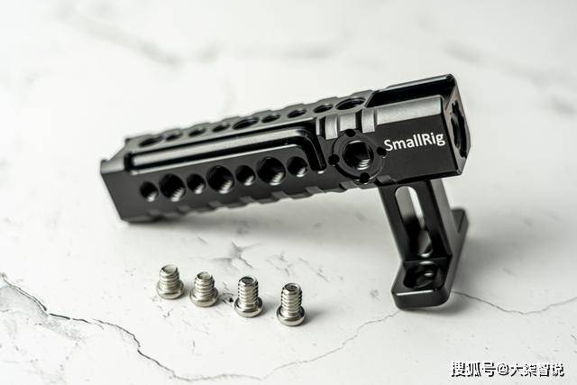莫格|给相机搭配SmallRig斯莫格兔笼后，你必须要买的相机套件“必看”