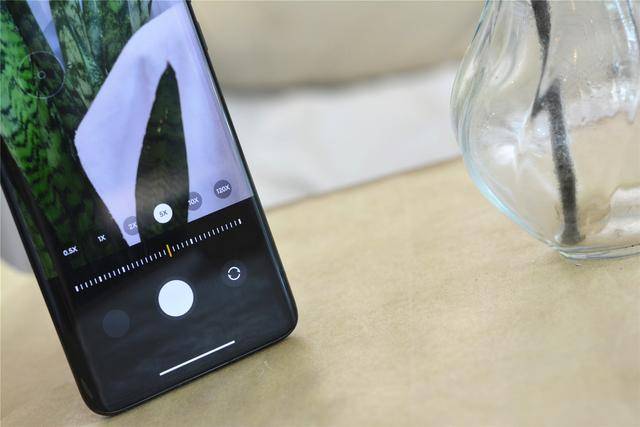 小米10至尊版吃鸡 60db3dfac5944d0192d742d16c5e3be5.jpeg