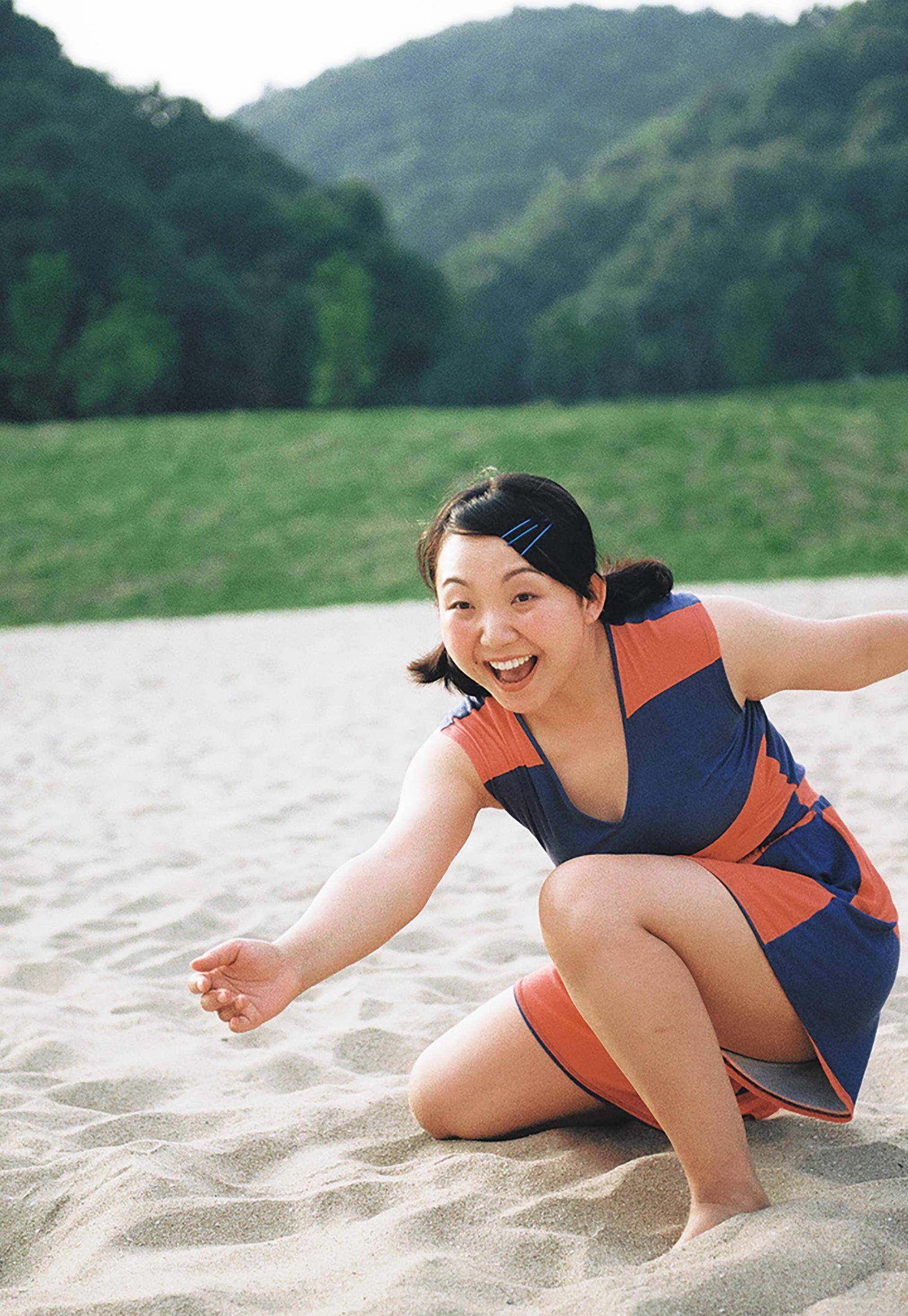 yamy|yamy代言眼线笔，有人骂有人赞，我们就该活成别人的标签吗？