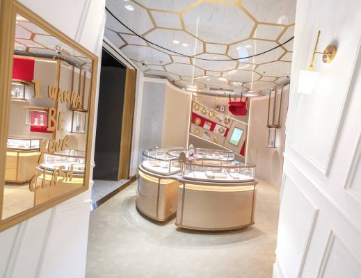 de|双面碰撞，反正是我 卡地亚呈现Clash de Cartier限时主题精品店