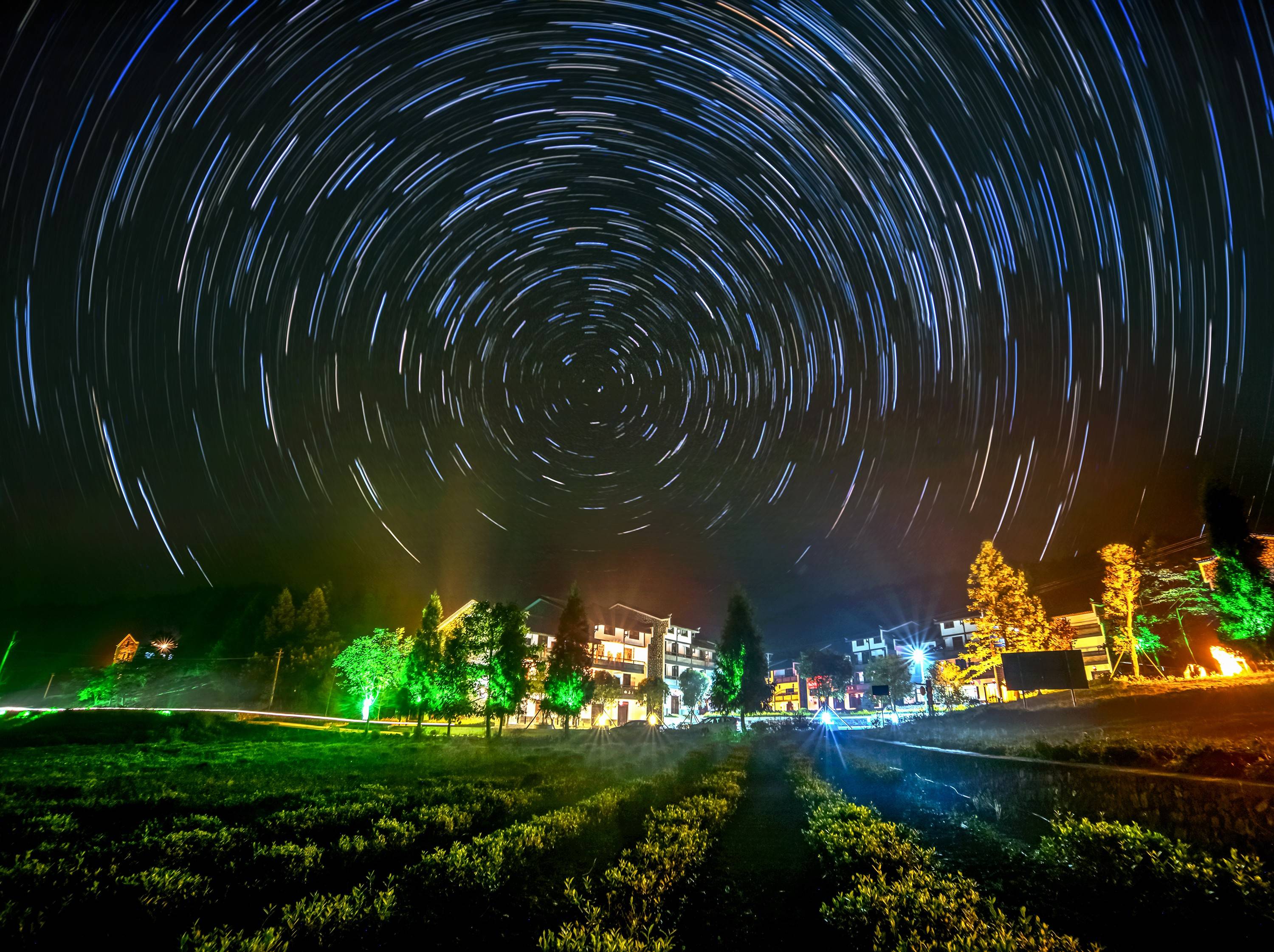 消息资讯|夏夜、星空、帐篷与音乐的碰撞，白马山七夕音乐季火热进行中