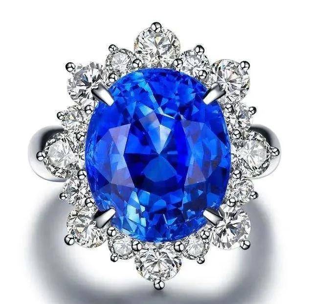 宝石|今夏“最in”的流行色与珠宝首饰搭配攻略，拿走不谢！