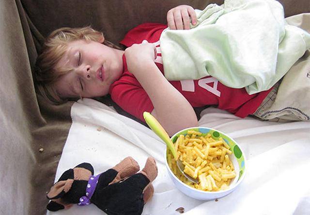 精神|孩子午睡有这三个坏习惯，会越睡越没精神，看看你家娃占了几个？