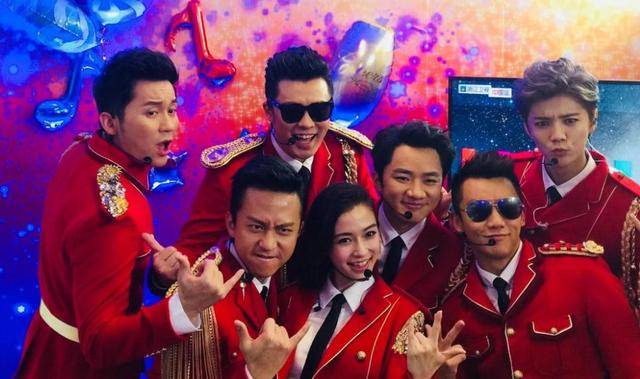 跑男来了第8季完整 90e356675c444765a3524474aa5f5f62.jpeg