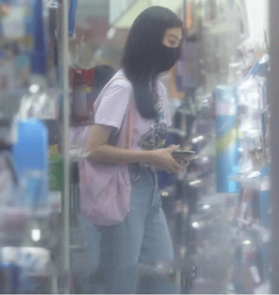 43岁台湾名媛嫁百亿富豪后,积极看孕医为富豪生子,不惧高龄产子