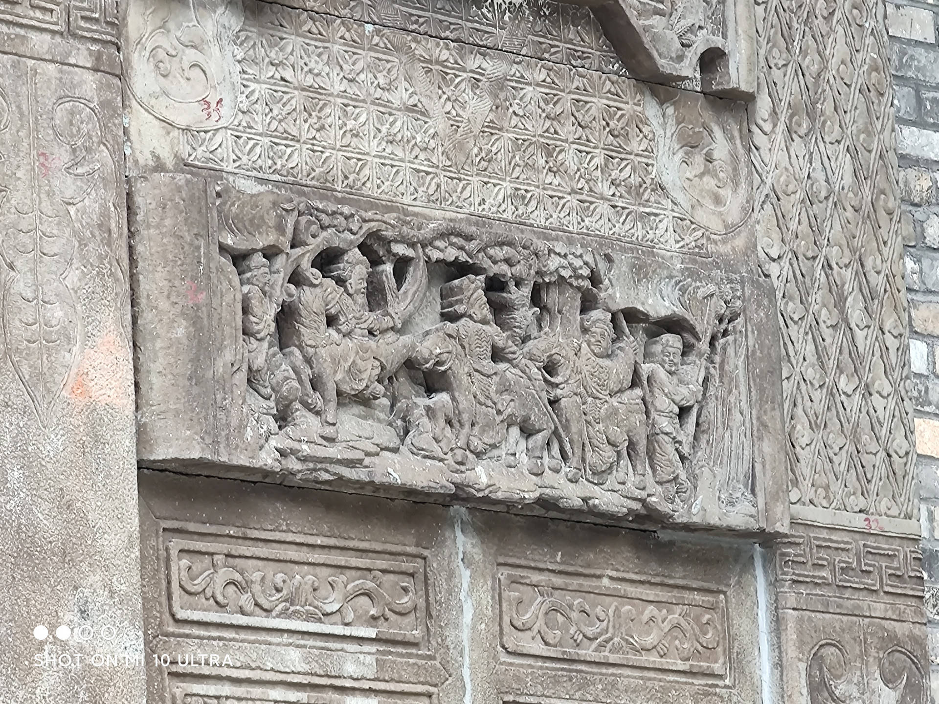 小米|年度水桶旗舰？小米10至尊纪念版上手体验