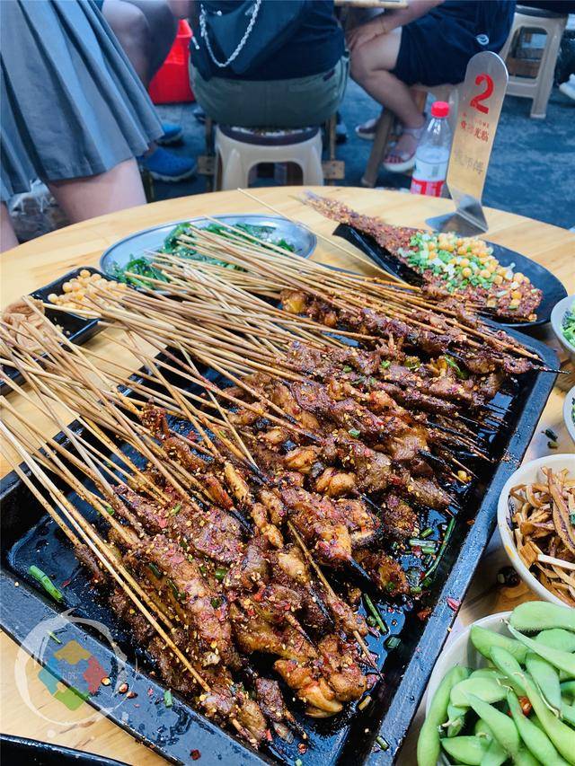 袁师傅|一条耗儿鱼35元，让北方人吃了还想吃！重庆独一无二的烧烤