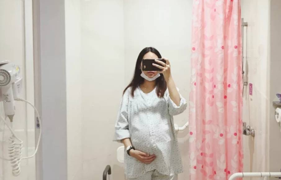 孕晚期“耻骨痛”到怀疑人生，四类孕妈最易发生，别傻傻只会干熬