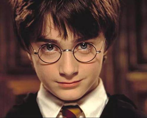 原创哈利波特扮演者丹尼尔·雷德克利夫,曾承认与《哈利·波特》的影