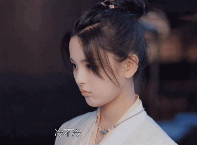 对不起杨超越，你真的尬到我了