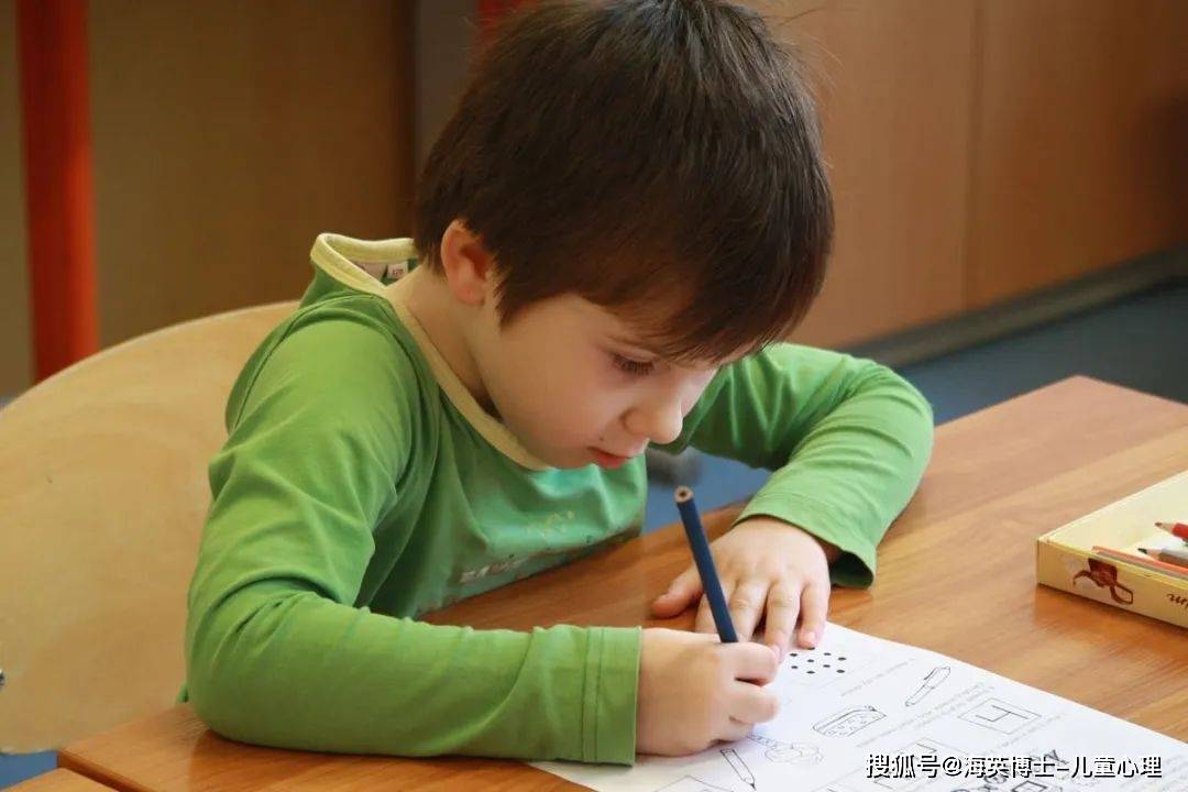海英博士：阿斯伯格孩子的拖延问题在小学期间必须重视起来！该如何去改善？