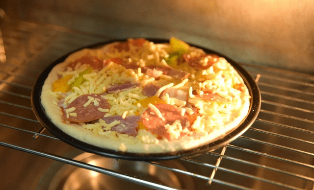 在家怎么做披萨烤箱简单 5de409d76a274536844245abe84b58ef.png