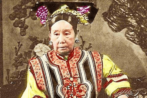 卤鸡|揭秘执掌大清近半世纪的“慈禧”日常生活