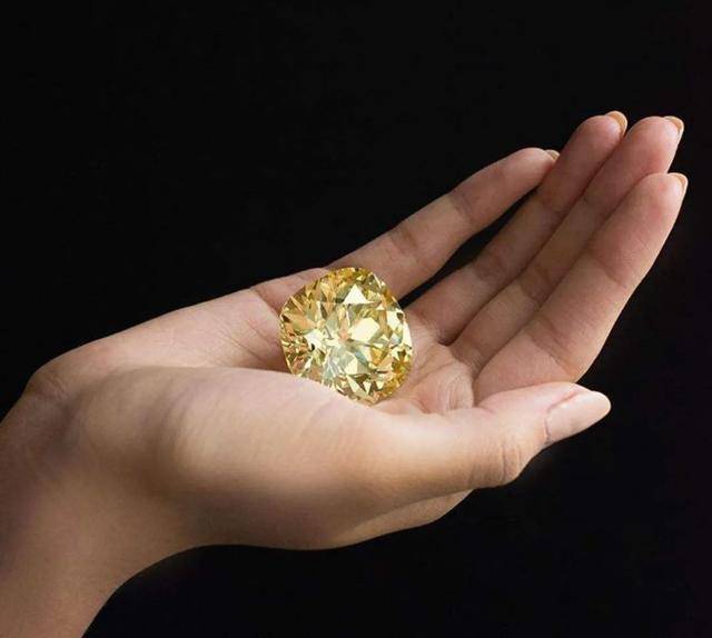 珠宝|30+？50+？女人到了多少岁，才能活出真正的自己？