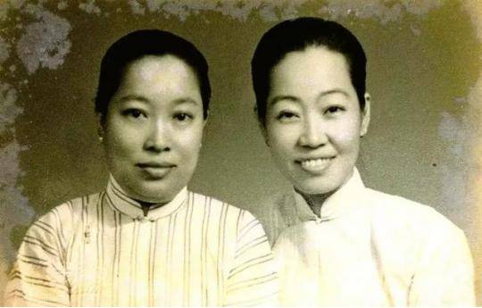 自梳女是什么年代 94c3260f68d54e389ef447c6c431314a.jpeg