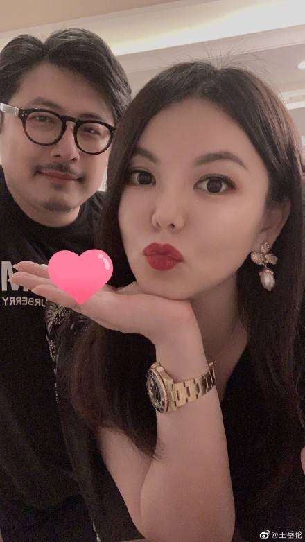 原创王岳伦表白李湘王诗龄：“永远爱你们！至死不渝！ ”