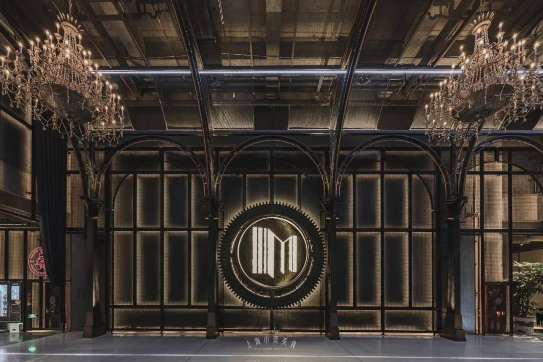 赛博|24H不打烊，赛博朋克复合咖啡空间太时髦！