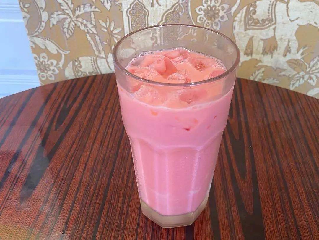 粉红冻奶撩动你的夏日味蕾