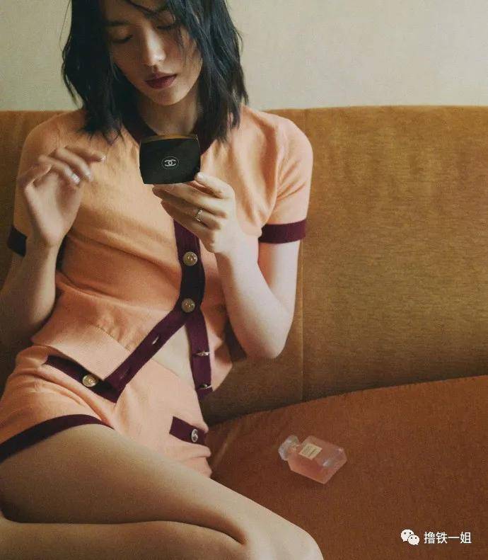 体态|大表姐刘雯居然有这种体态硬伤？说好的人间香奈儿呢？