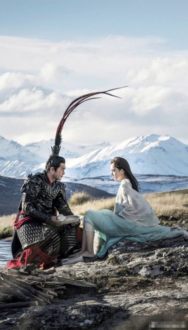 版本|原创娜扎两次出演貂蝉，一个版本美艳动人，另外版本看一眼就让人难忘