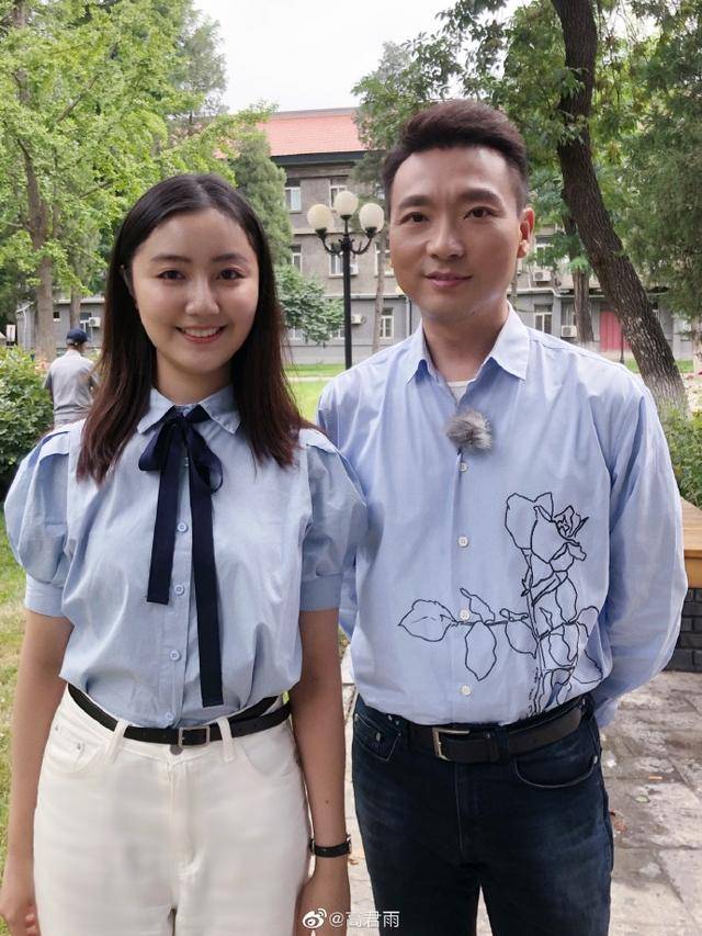 点读机女孩近照曝光，长相清秀略发福，与康辉