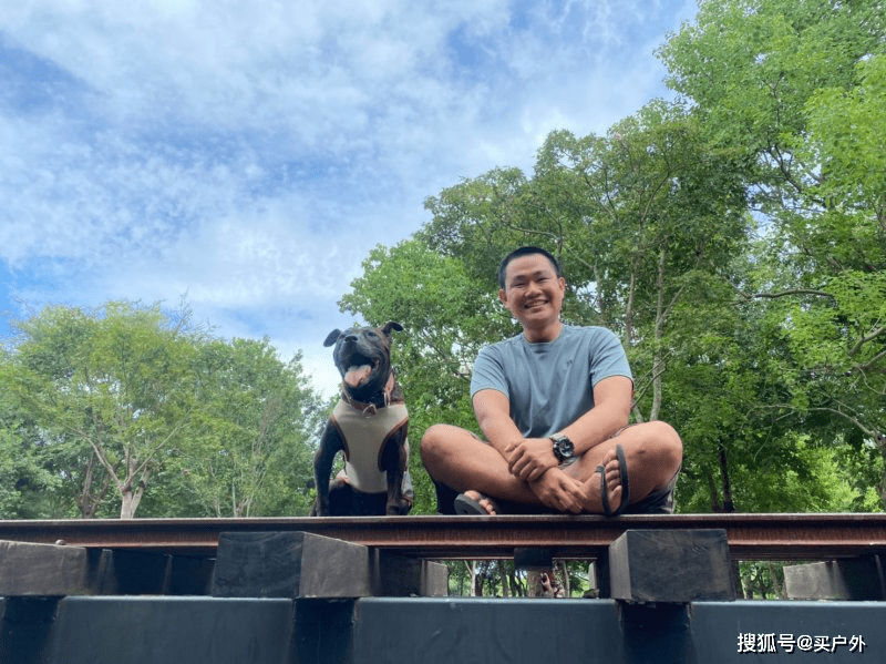 测评|山浩Mountain Hardwear短袖T恤测评,穿着速干又舒适