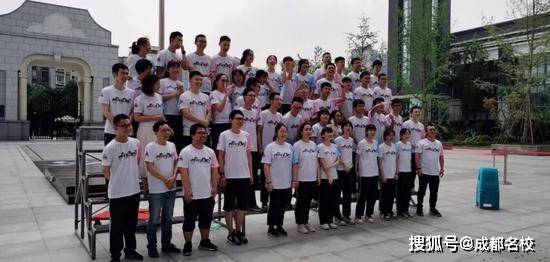 文化|从成都二十中到清华大学，这个女孩，叫赵子炎。