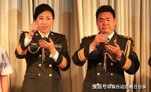 如何嫁给军官 552a9339489c46889d13b884bbed5148.jpeg