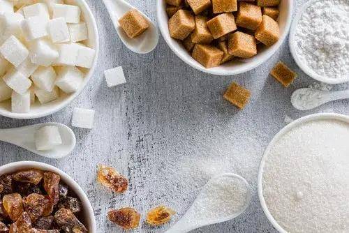 乳糖|从不吃糖的宝宝依然满口烂牙?小心奶粉里的“坏糖”在作祟