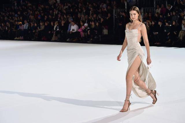 Celine|不知道听什么音乐？去秀场找吧
