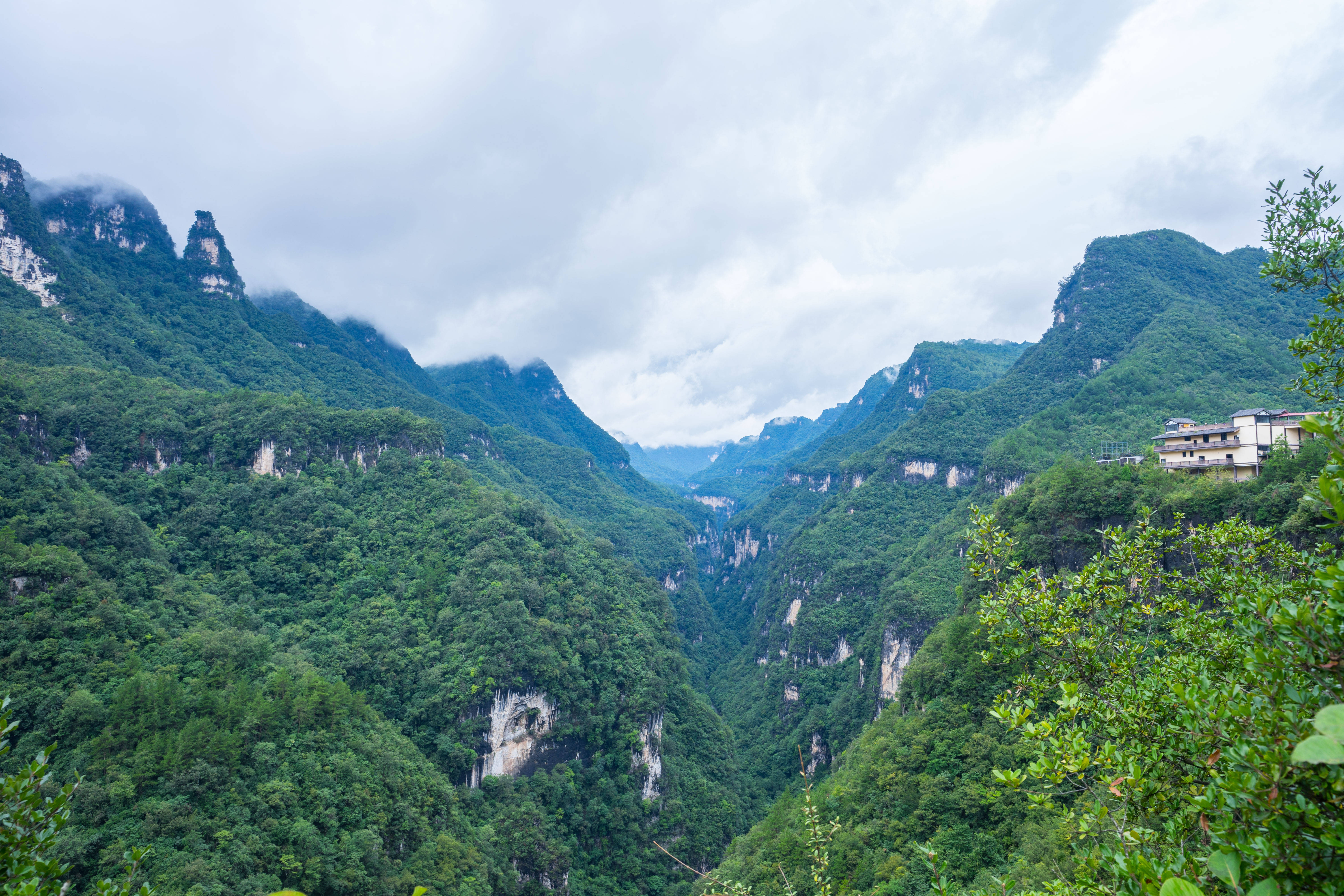 湖北保康县有多少人口_湖北保康县河西景图(3)