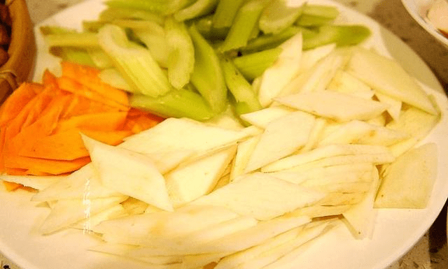 少油少盐家常菜炒菜大全 907e05c4e1cf4e7fb510a34fc2948293.png