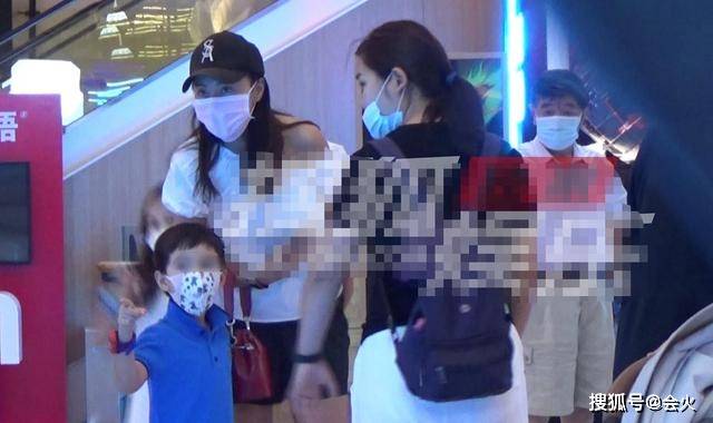 生活|原创吴奇隆前妻罕曝光！嫁洋富商生活富裕，吴奇隆曾连婚戒都不舍得买