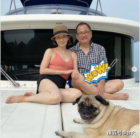 61岁毛舜筠罕晒泳装照,身材火辣大长腿吸睛