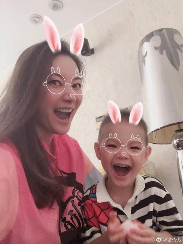 女明星|谢杏芳秀曼妙身姿被赞不输女明星,走出“摸臀门”后做独立女性?