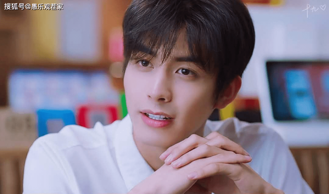 观众|原创“凌霄”人设崩了？他不完美也令很多人不喜，却最接近真实角色