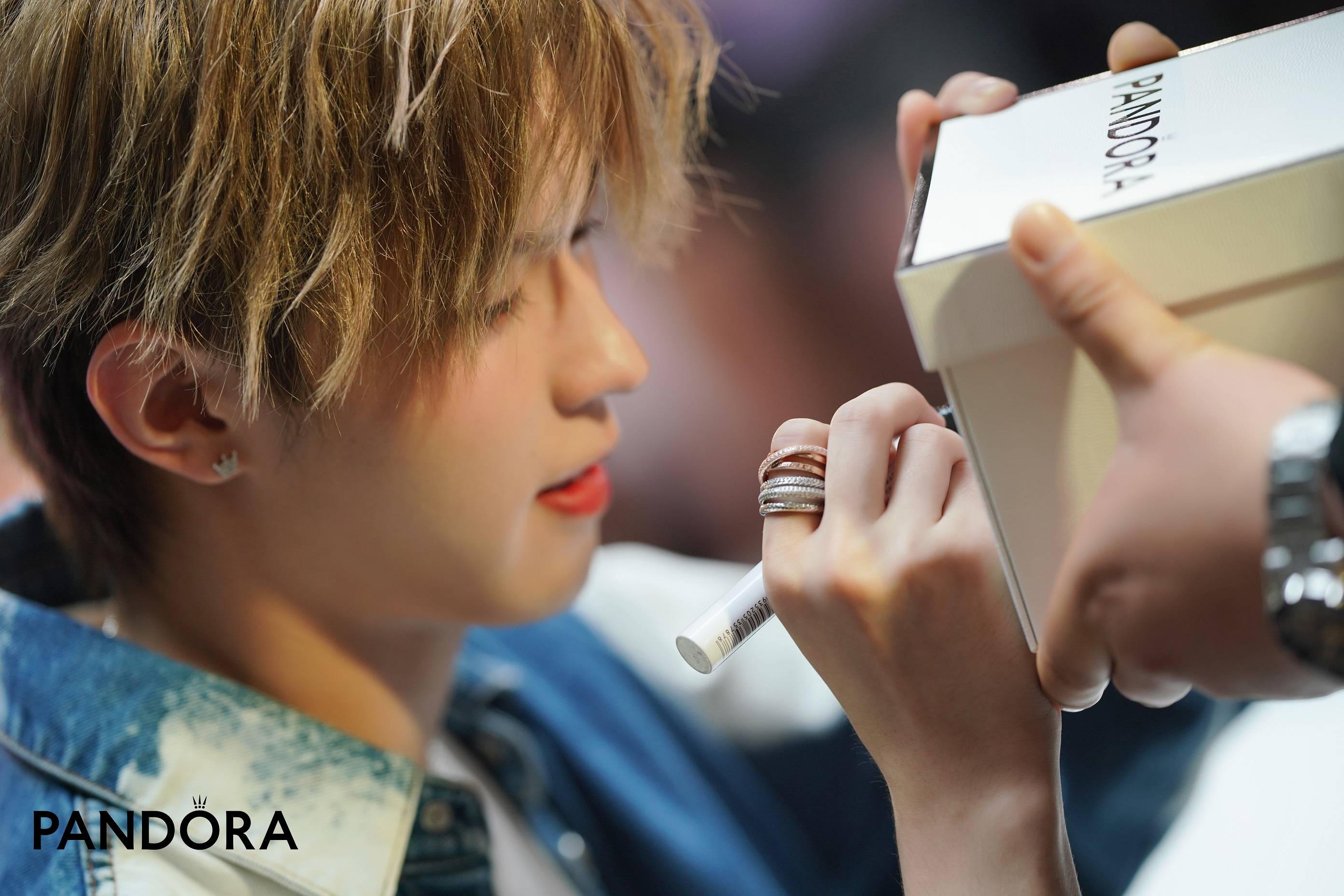 潘多拉|Pandora潘多拉珠宝携手《少年之名》新晋冠军李希侃空降杭州！