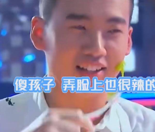 皱眉头是什么表情 68126a06056b42ad81201474b7aa6e61.jpeg
